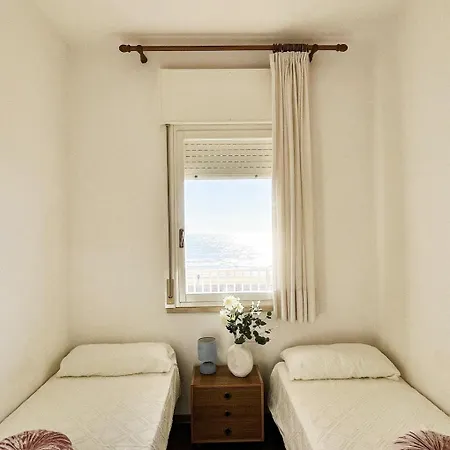 Apartamento Fronte Mare, Piscina - Grifone