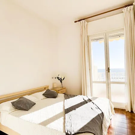 Fronte Mare, Piscina - Grifone Apartamento