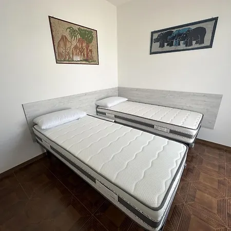 Apartamento Fronte Mare, Piscina - Grifone Lido di Jesolo