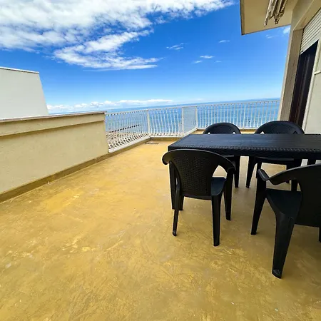 Fronte Mare, Piscina - Grifone Apartment Lido di Jesolo