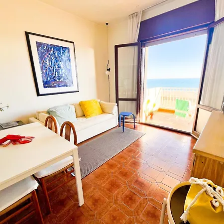 Lejlighed Fronte Mare, Piscina - Grifone