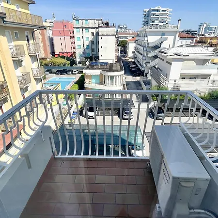 Fronte Mare, Piscina - Grifone Apartment Lido di Jesolo